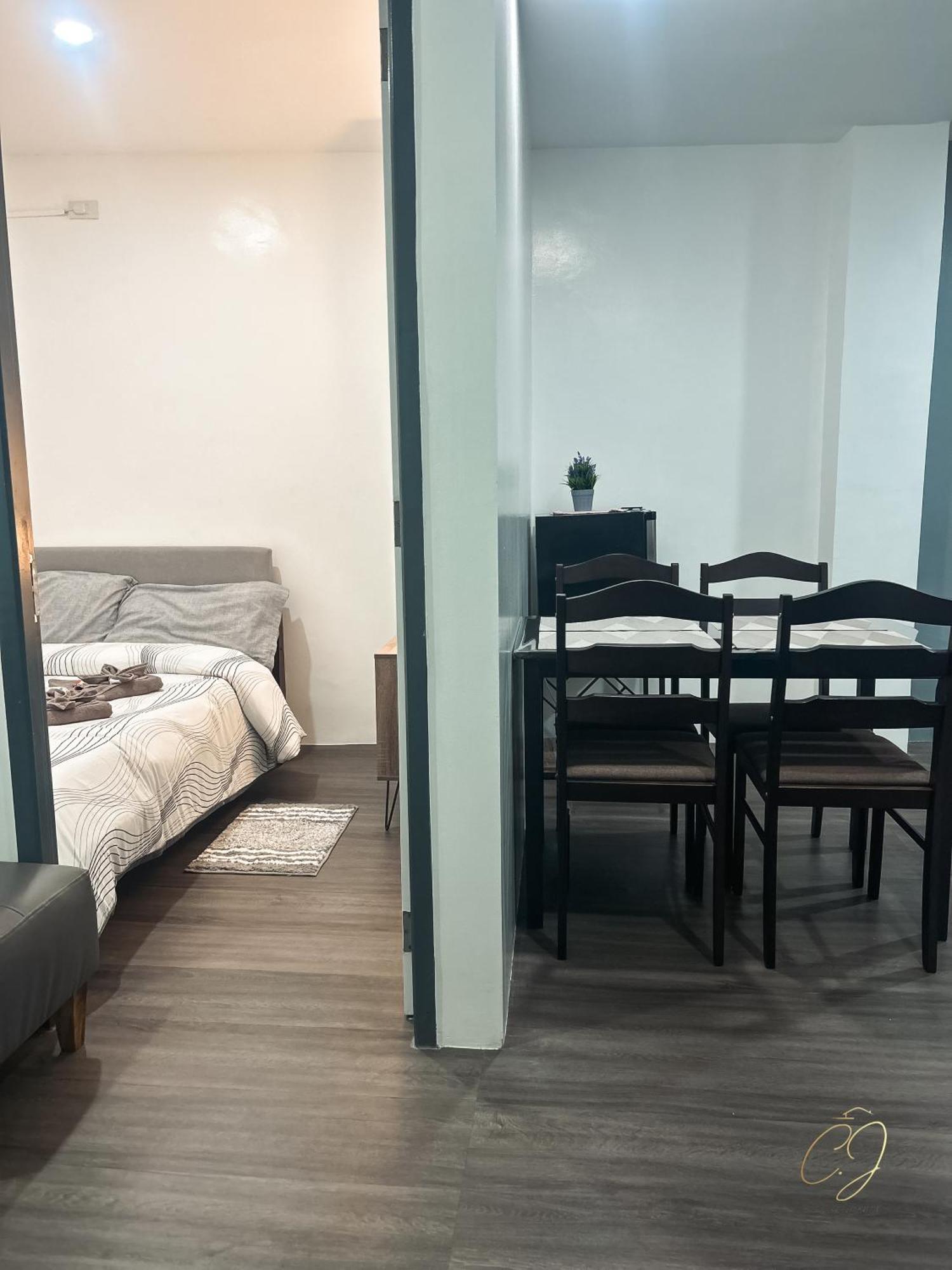 Cj Apartments Olongapo Buitenkant foto